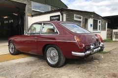 MGB GT Copperleaf Red